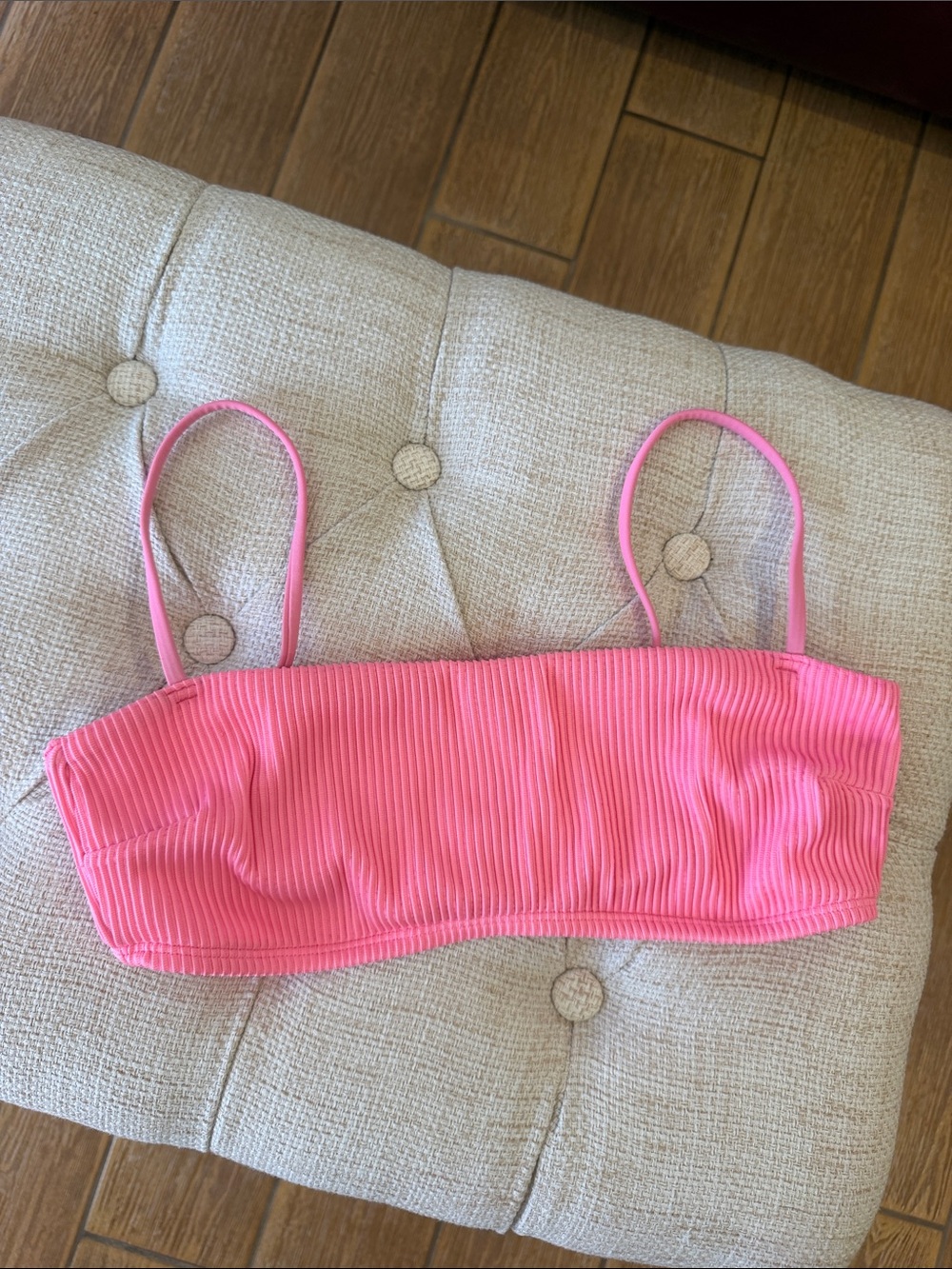 Hollister Ribbed Pink Bikini Top M No Pads
